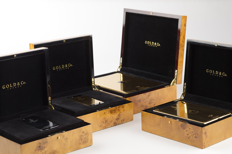 Burj Al Arab 24 carat gold-plated and platinum iPhone 6