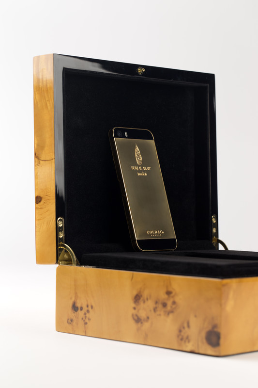 Burj Al Arab iPhone6 24 carat gold-plated