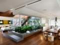 Linking the flooring boosts the sense of space