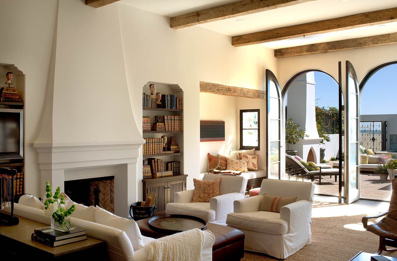 Ethnic motifs, natural materials