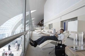 01 Emirates Lounge T3
