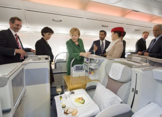 9 Hacks To Upgrade Flight Tickets To First Class