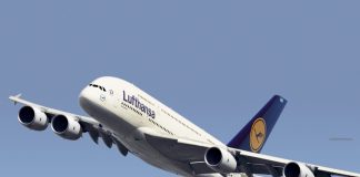 Airlines profit edges up as fuel prices tumble
