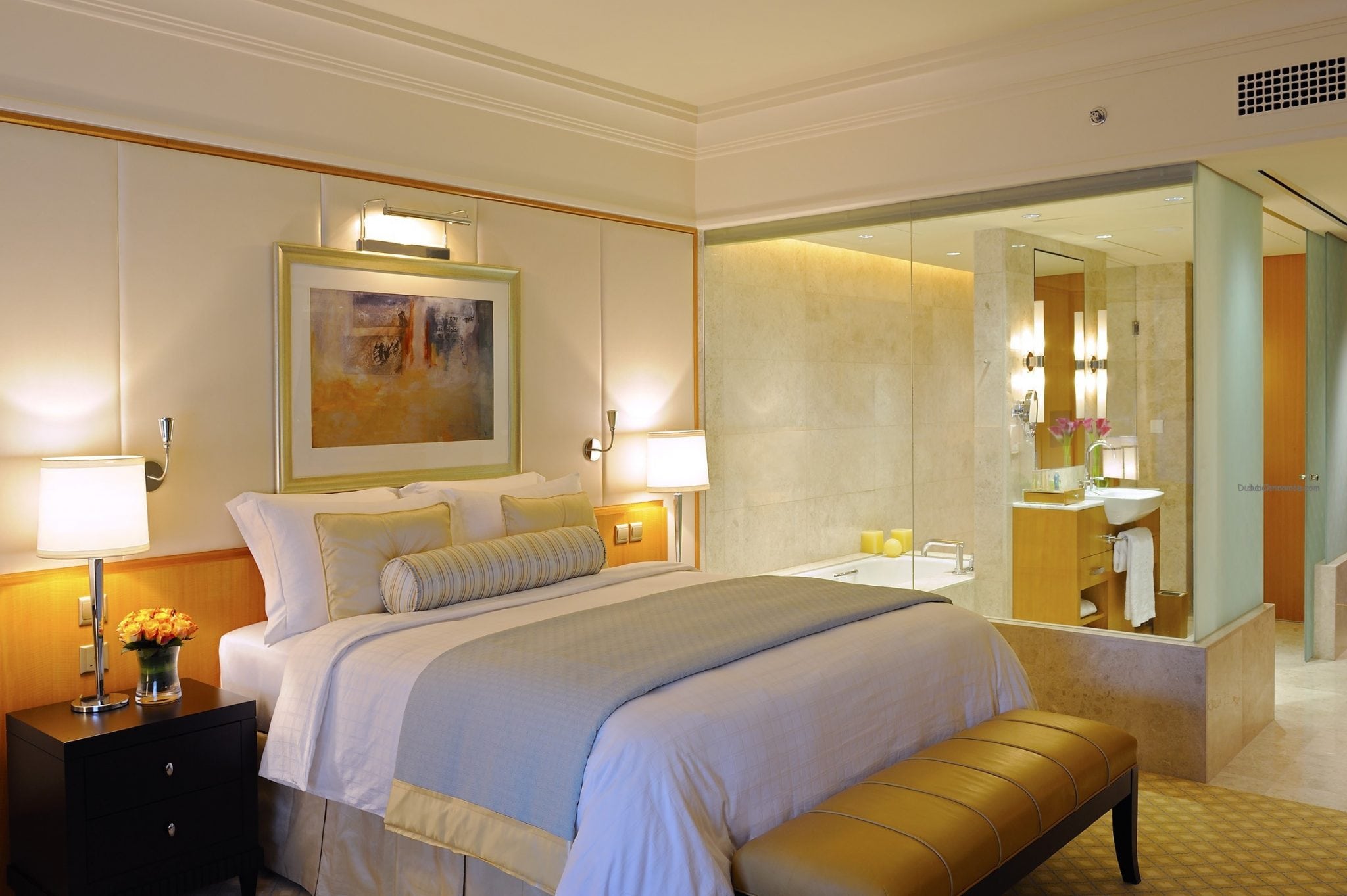The Ritz-Carlton, DIFC-Deluxe Room & Bath