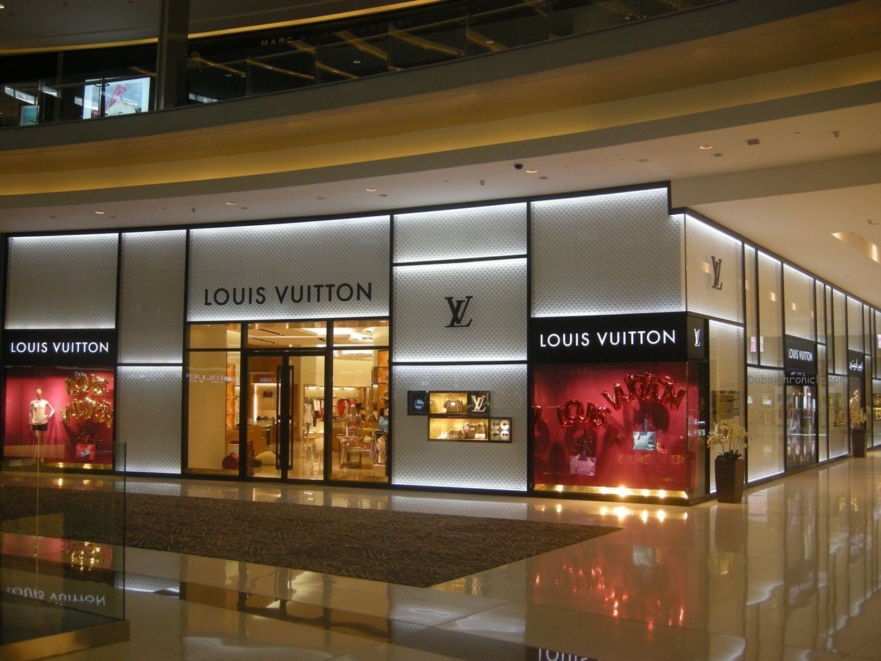 Marc Jacobs inspiration fills Dubai&#39;s Louis Vuitton stores