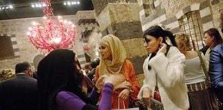 Consumers Plan to Spend 4.1% More During This Holiday Season