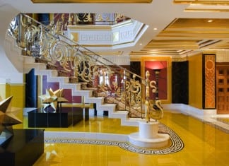 Burj Al Arab Commemorates 15th Anniversary with Gold iPhones