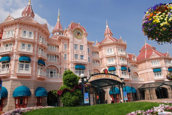 Disneland Paris magic-kingdom-hotel