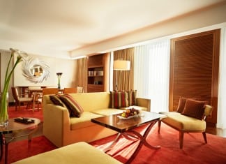 Looking for a Home in Dubai? Apartments vs. Villas