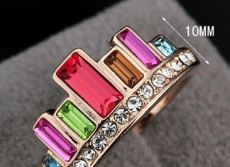 Rings with Swarovski elements are a fashion statement