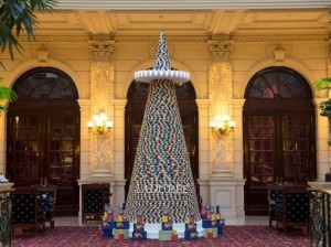christmas-tree-main