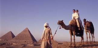 Visitors Linger Longer in UAE
