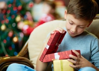 How to Make Christmas Gift Giving More Fun