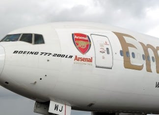 Emirates unveils Arsenal branded plane