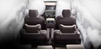 Kia proposes a new type of crash test – Grand Carnival “Vertical Street”