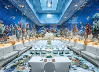 Inspiring pictures of meeting rooms with different layouts and style