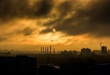 Global oil market might begin rebalancing in 2017, IEA