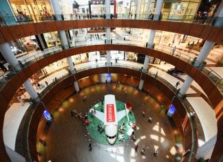 Emirates landing in Dubai Mall this weekend