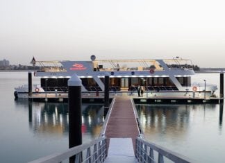 Yacht Charter introduces ‘High-Tea At Sea’