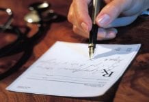 UAE Bans Handwritten Prescriptions