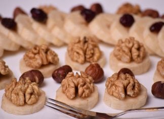 Superfoods or Superhype?