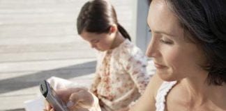 Digital Devices during Family Time Trigger Bad Behavior in Children