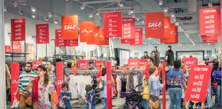 Shoppers Make The Most of 3 Day Super Sale