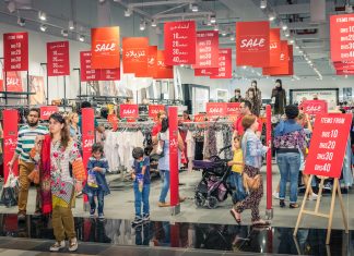 Shoppers Make The Most of 3 Day Super Sale