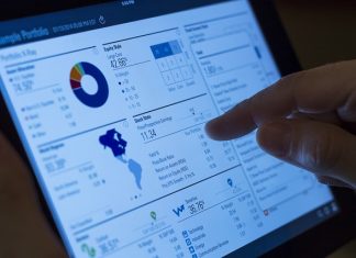 Industry Insiders Optimistic About Financial Services in UAE for 2021