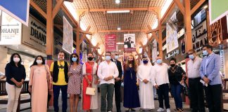Iconic Dubai Gold Souk Brings Sky Art DGJG Board members along with the artists at the Gold Souk