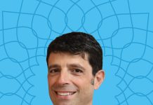 How Do We Remove Progressive Glasses? Miguel Morcillo, Consultant Ophthalmologist, Specialist in Cataract, Cornea and Refractive surgery at Moorfields Eye Hospital Dubai