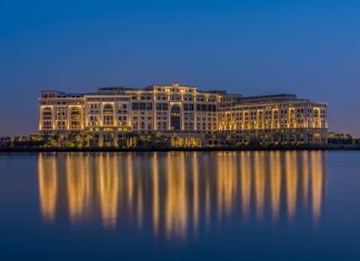 Enjoy Ramadan: Iftar Buffets, Suhoors and Hotel Getaways Palazzo Versace Hotel