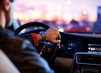 Driving in Dubai: Is It Safe to Drive in the UAE? Driving in Dubai