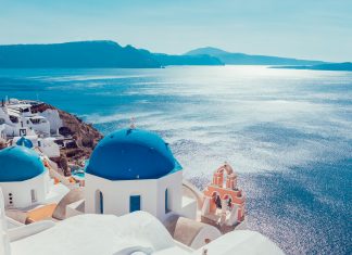 flydubai Adds Mykonos and Santorini To its Summer Schedule flydubai Adds Mykonos and Santorini To its Summer Schedule