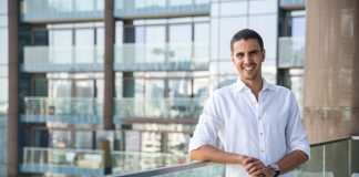 Online Customer Reviews Can Make or Break a Business Stefan Toubia - Founder and CEO of Raayi
