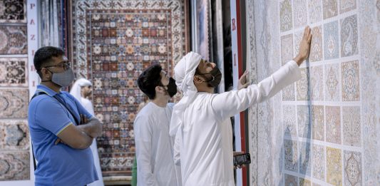 Souk Al Marfa Is Dubai’s Newest Waterfront Carpet Market Souk Al Marfa proved to be the perfect pit stop for homeowners looking to add a classic carpet or modern rug to their décor plans.