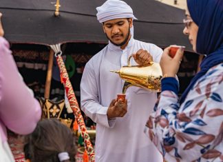 Etisalat Beach Canteen Returns to Jumeirah Beach to Commemorate the UAE’s 50th National Day The popular beachside dining popup, Etisalat Beach Canteen is coming back to Jumeirah Beach, behind Sunset Mall, for the UAE’s Golden Jubilee festivities.