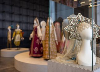 “Russia: Her Style and Soul” Fashion Exhibition Officially Opens