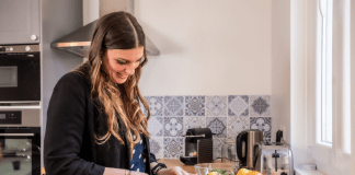The Truth Behind Resolutions: Losing Weight According to a recent survey conducted by YouGov; 48% of the people made it their 2021 resolution to lose weight.