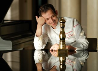 Four Seasons Boasts Coveted Gastronomy Awards Four Seasons Resort Dubai and Four Seasons Hotel Dubai International Financial Centre have been awarded the globally-renowned restaurant guides Gault&Millau and MICHELIN Guide.