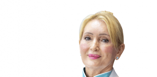 Plastic Surgery Preparation Tips Having a good mental attitude, realistic expectations, and patience makes a world of difference both before and after plastic surgery.
