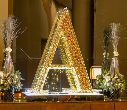 Experience a Magical Festive Season at Armani Hotel Dubai This December, Armani Hotel Dubai invites you to spend time with your family and loved ones while soaking up the lavish surroundings of this sensational hotel.