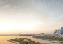 Discover Al Noor Island: Sharjah’s Gem Where Art, Architecture, and Nature Meet Al Noor Island, a captivating fusion of art, architecture, and nature that has become a must-visit destination.