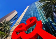 e& Enterprise Successfully Completes $60m Acquisition of GlassHouse e& enterprise enters Türkiye with a 100% acquisition of GlassHouse, reinforcing its ambition to become a regional leader in end-to-end digital transformation.