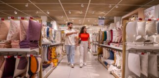 Dubai’s 3-Day Super Sale: Save Up to 90% Citywide! Calling all shoppers to mark their calendars! Dubai's highly anticipated 3 Day Super Sale (3DSS) is returning soon with upto 90 percent off.
