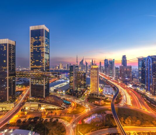 UAE Non-Oil Private Sector Hits 55.3 in August, Its Strongest Reading Since December 2024