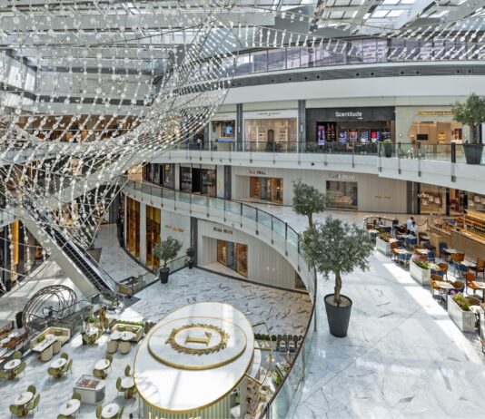 Dubai Shopping This Summer: Where to Go When It’s 42 Degrees Outside